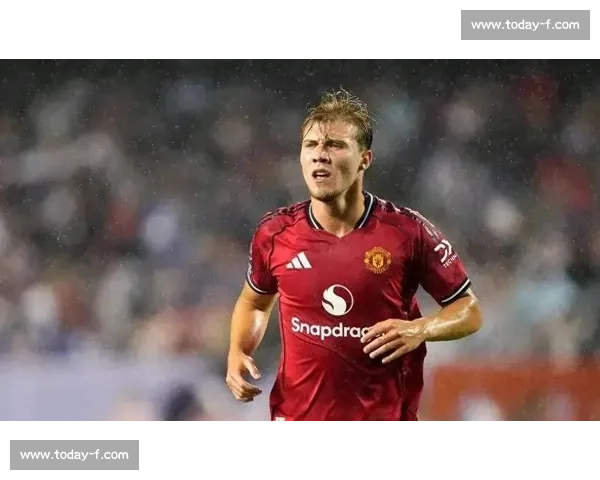 曼联 7400 万镑截胡塞斯科！霍伊伦德互换交易或破灭伊萨克利物浦梦